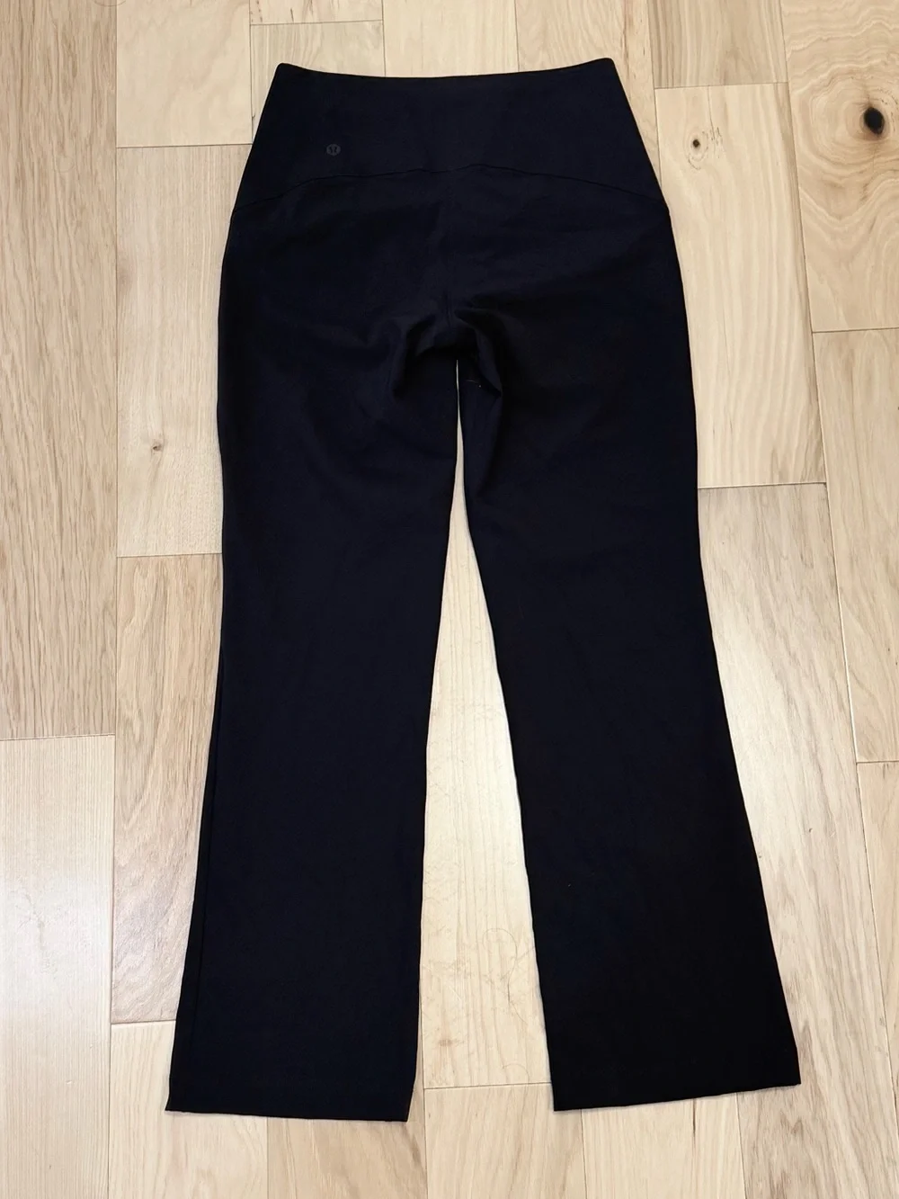 LIKE NEW Lululemon Women’s Smooth Fit Pull-On High-Rise Pant *Regular